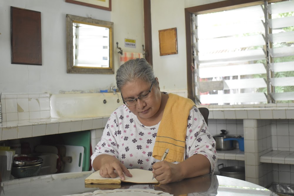 Still from Dear Tala, Love, Lola Odesa