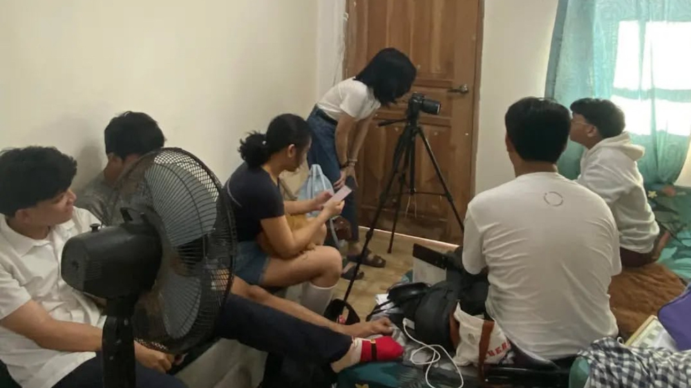 Behind the scenes from Director's Cut